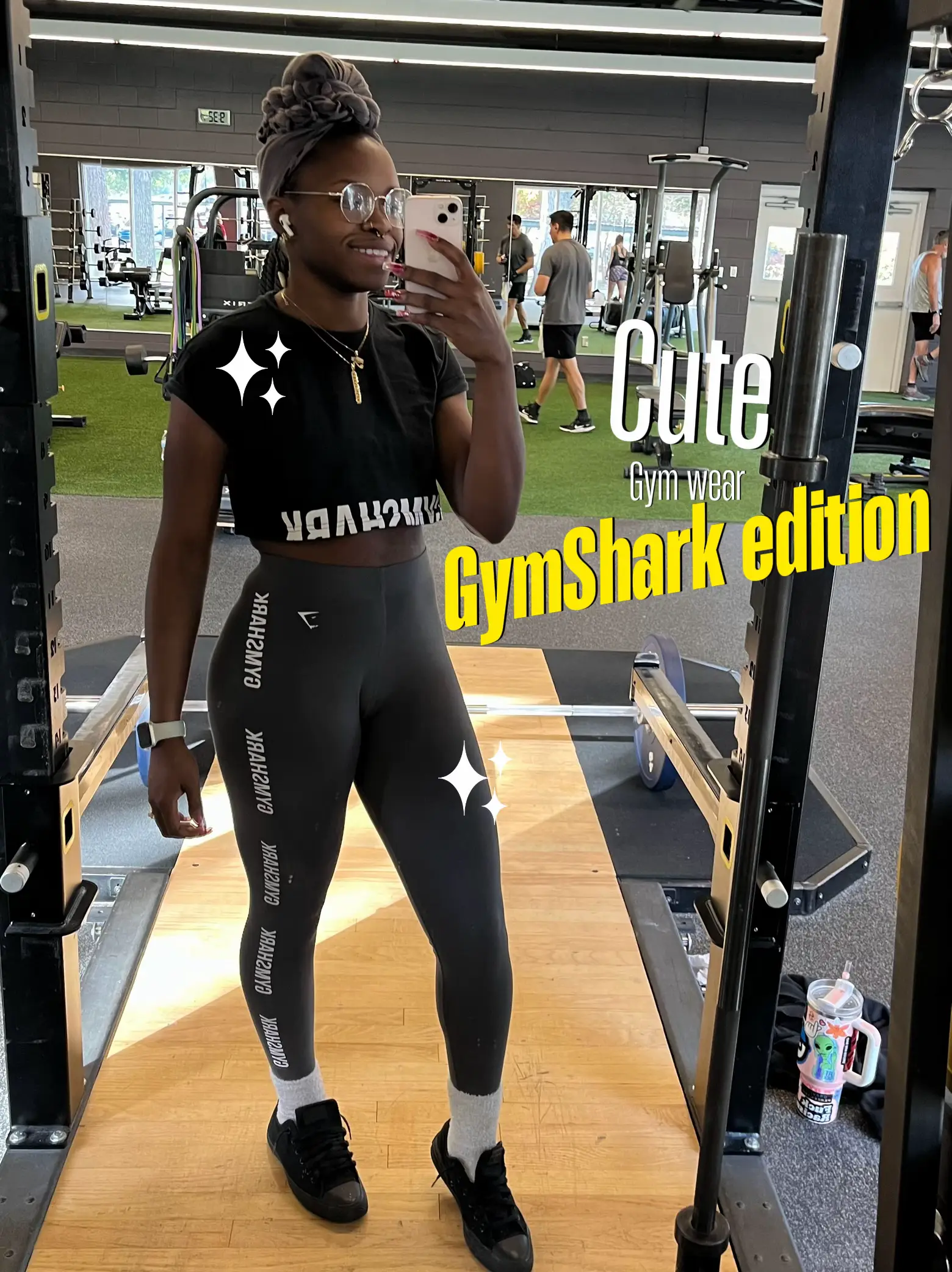 Gymshark OOTD Review: Ruched sports bra (cherry brown) + Training swea, Gym  Shark Outfits