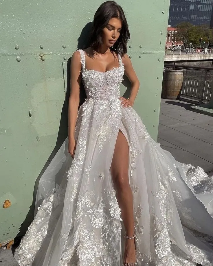 Suzy Black designs sexy, luxury lingerie for your wedding & honeymoon