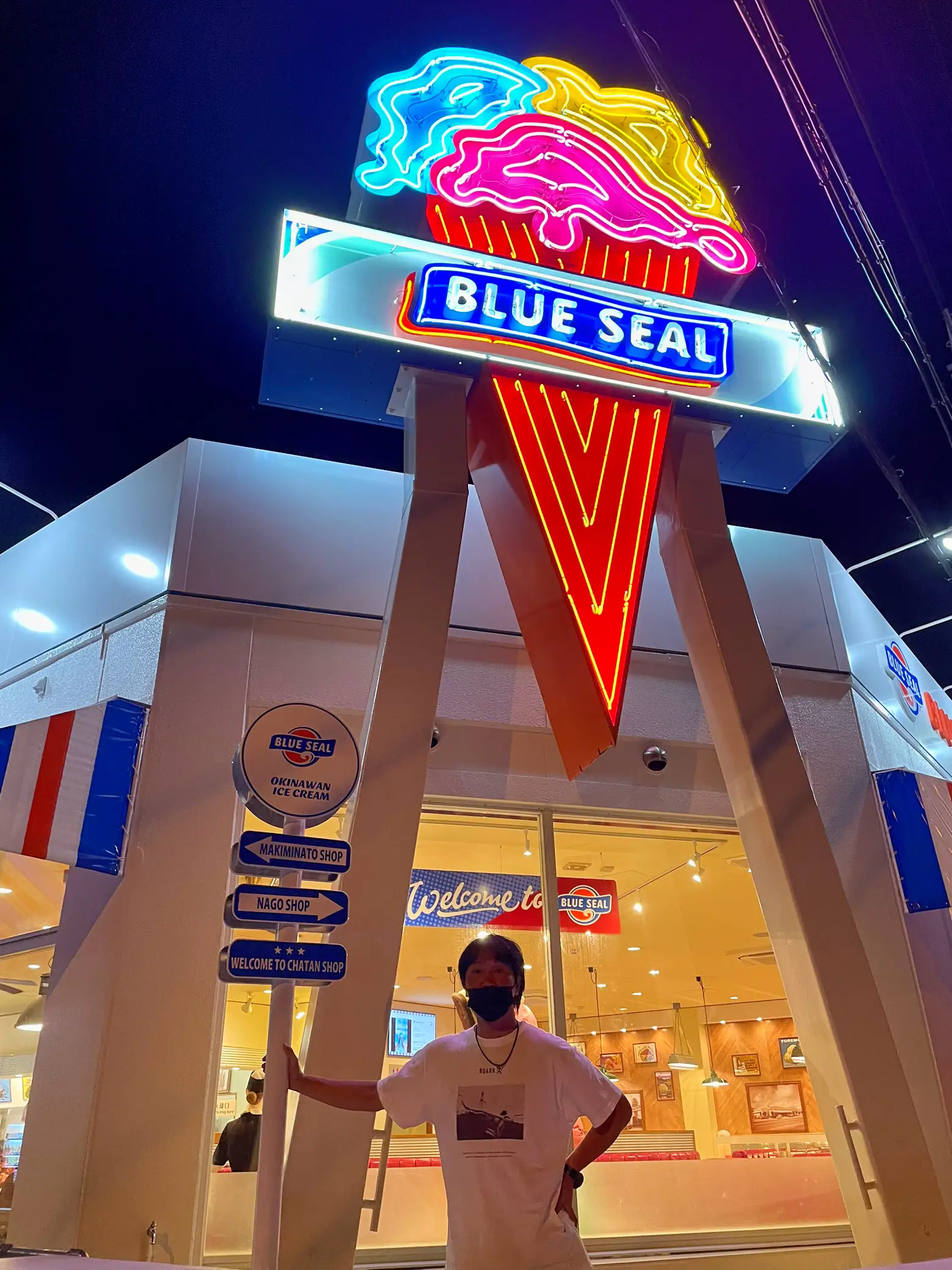 Okinawa Chatan 】 Blue seal ice cream of Chatan🍨 | Gallery posted by she‪‪  ·͜·바다 | Lemon8‬‬