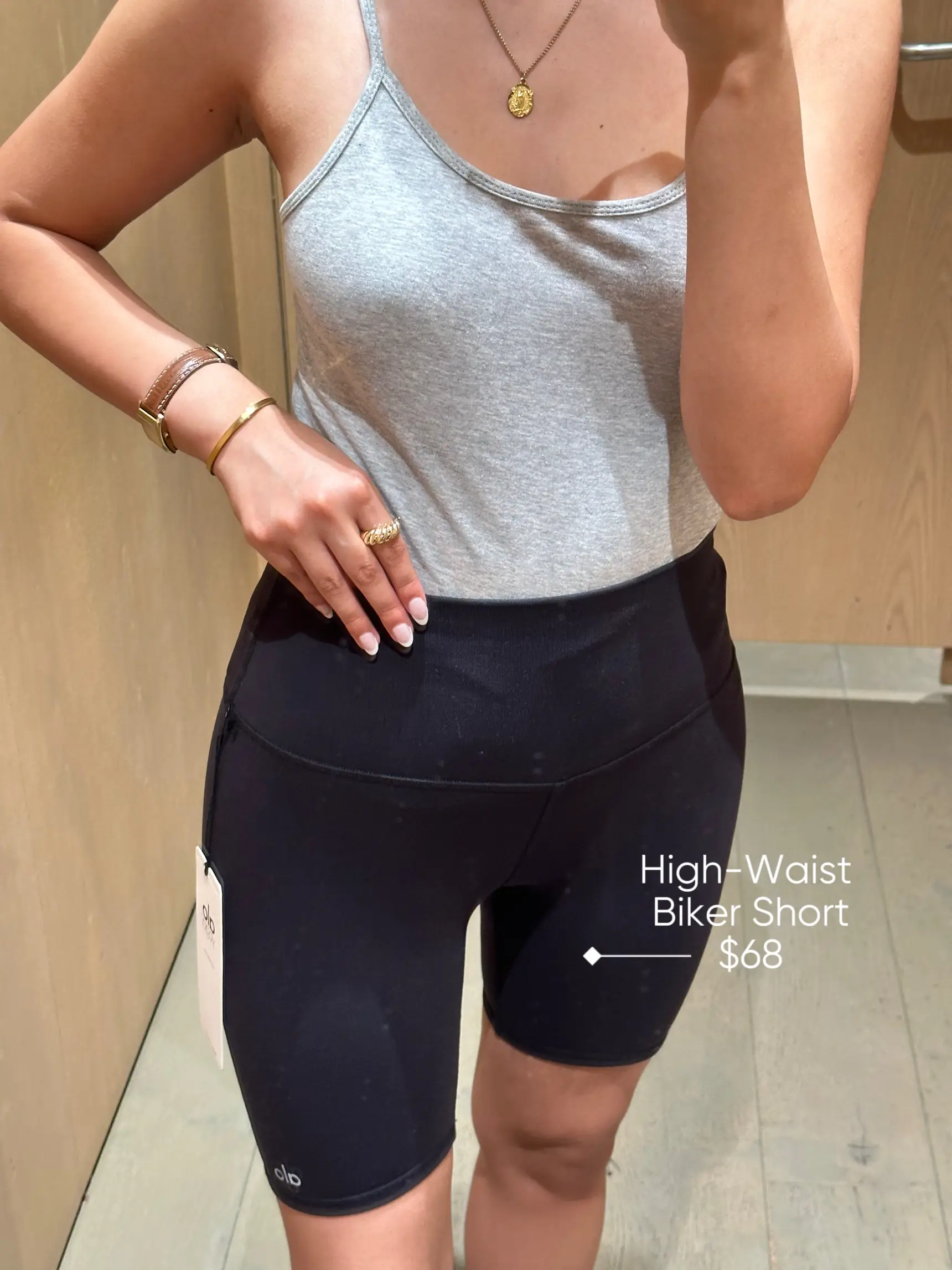ALO YOGA SOHO TRY-ON HAUL, Gallery posted by Valeria Redher