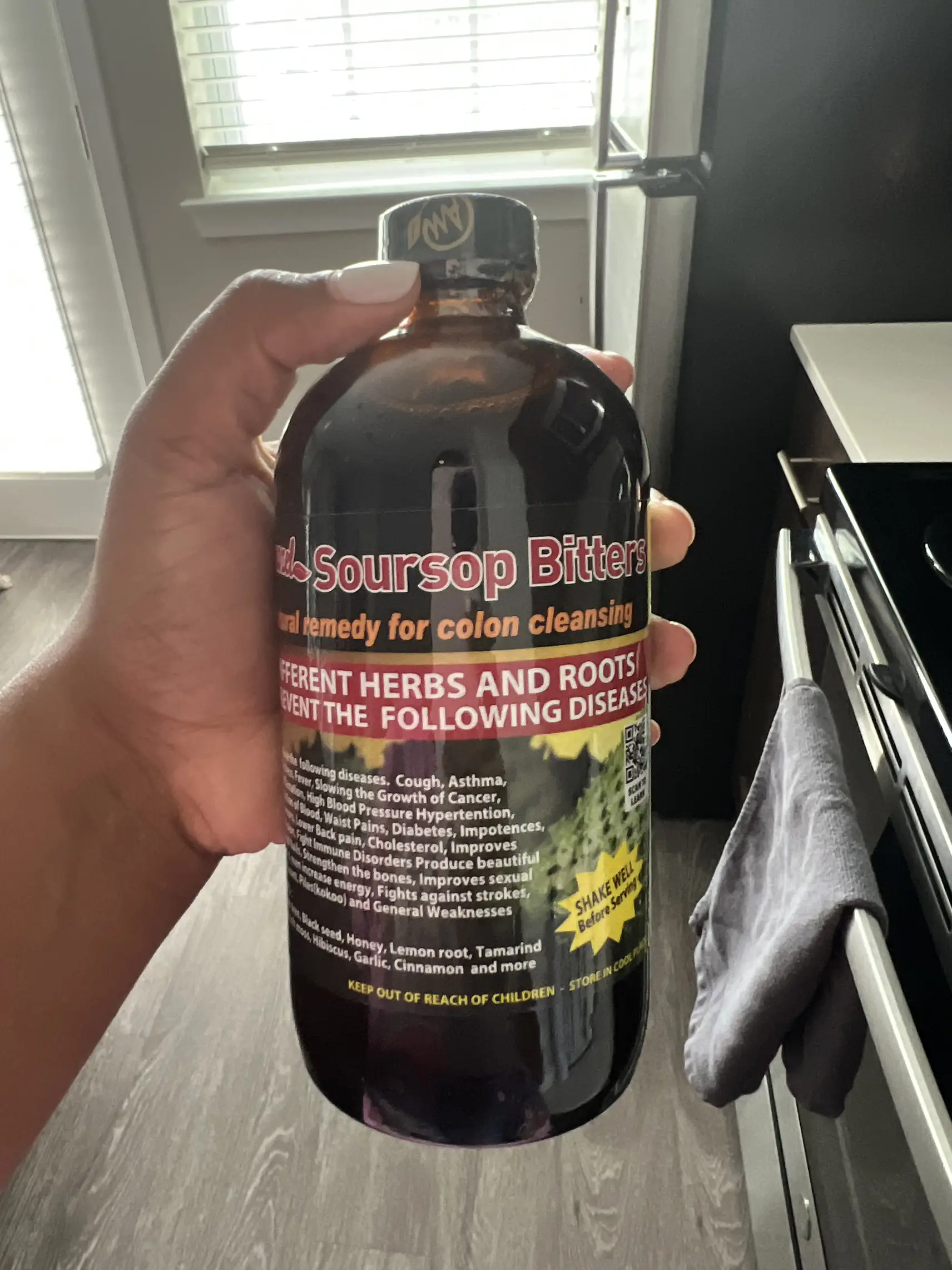  A bottle of 4 Source Blueberry Juice.