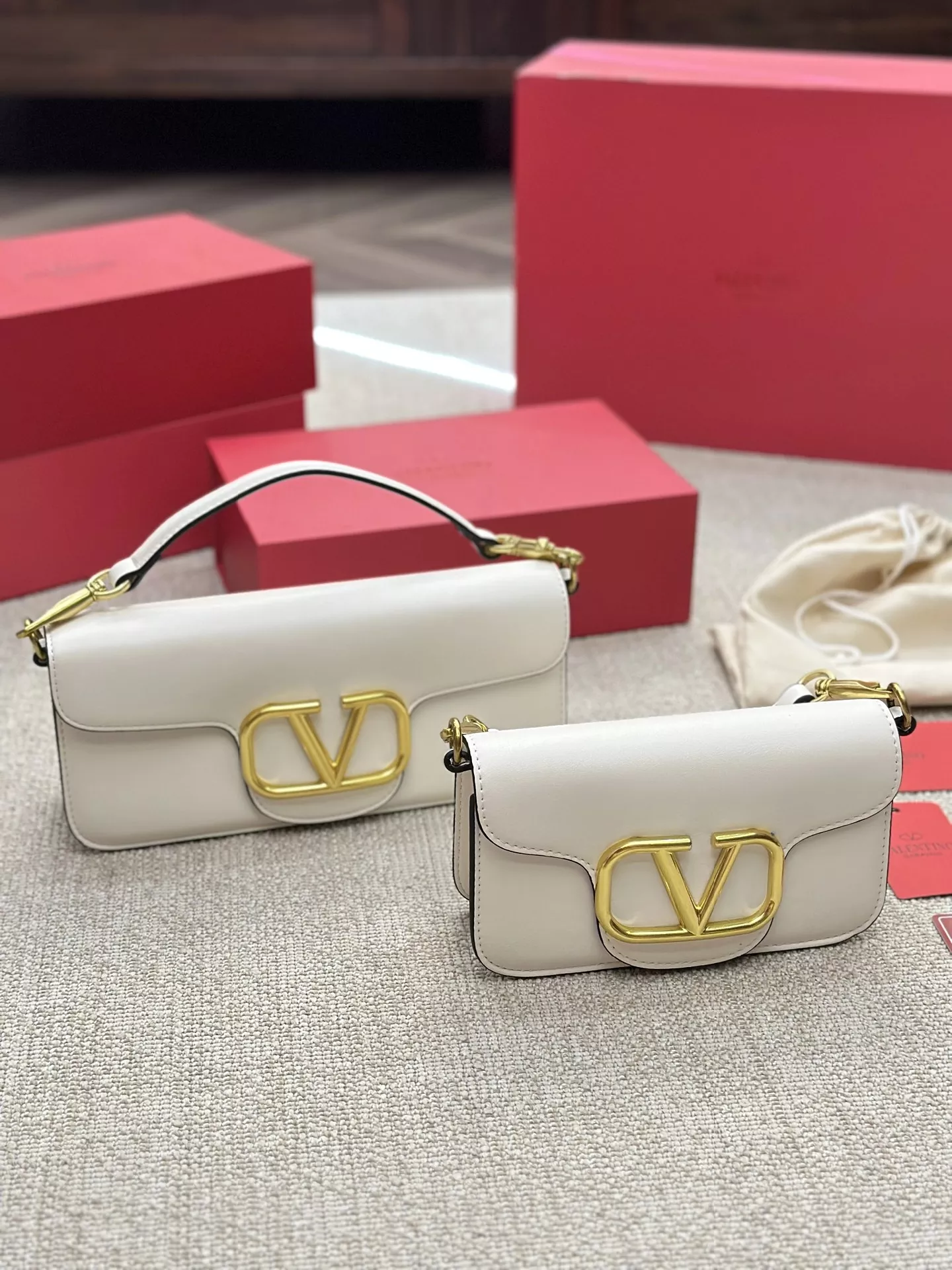 特価☆早い者勝ち!VALENTINO ですショルダーバッグ#手提げバッグ