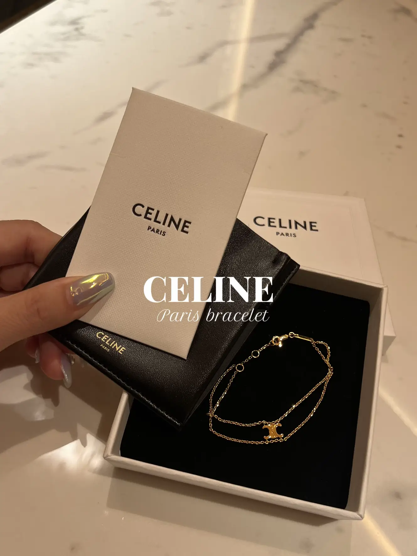 【CELINE 銀座 購入】イニシャルゴールドチェーンブレスレット Gold ファッション 【CELINE 銀座 購入】イニシャルゴールドチェーン