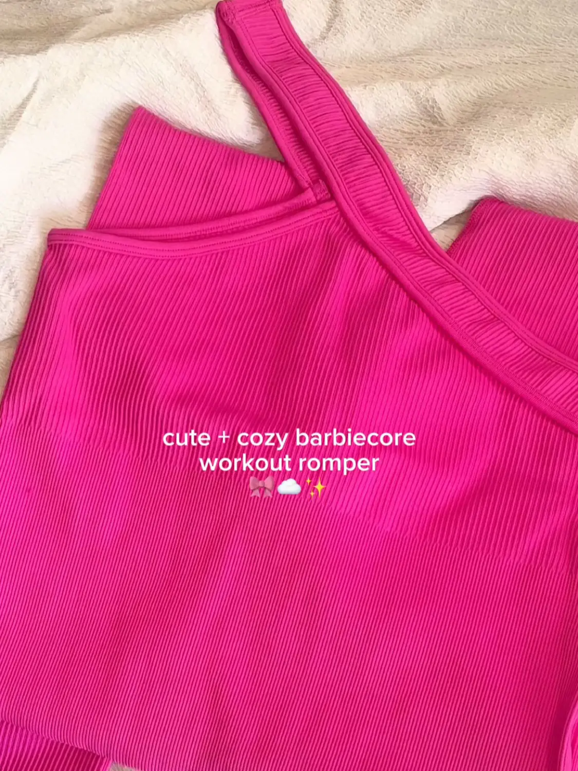Pin by Zoie 🐇🎀 on Pink Pilates Princess  Pink workout clothes, Fashion  aesthetics, Green smoothie girl