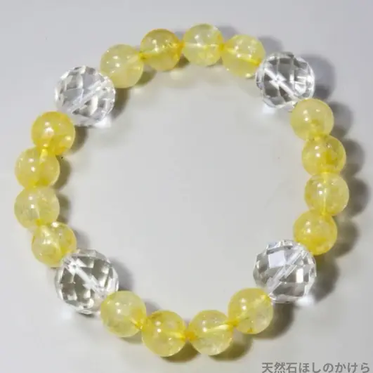 石のブレスレット水晶 - Lemon8検索