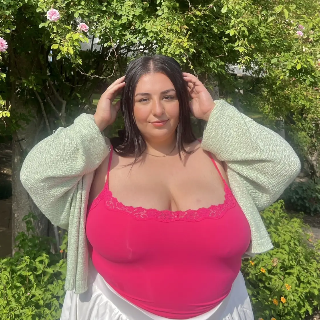 HOW TO: POSE 💖 plus size edition, Gallery posted by Sara Michelle