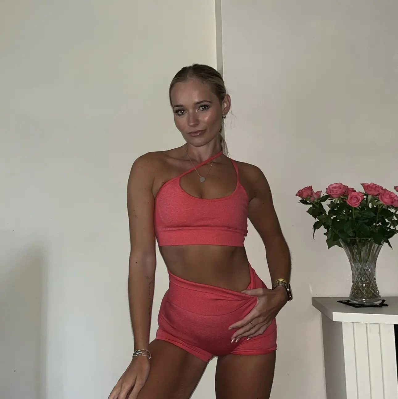 HOME or GYM: pilates to sculpt your body💗🧘🏼‍♀️, Video published by  charl terry
