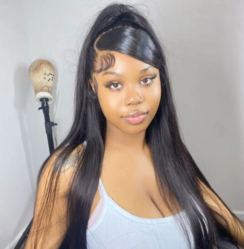 Glueless wig install, Video published by Taylor💕